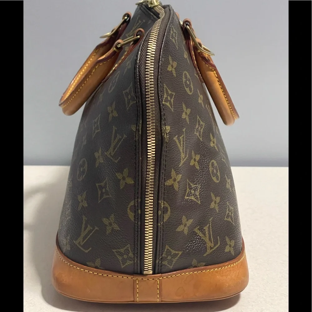 Louis Vuitton Alma PM Monogram